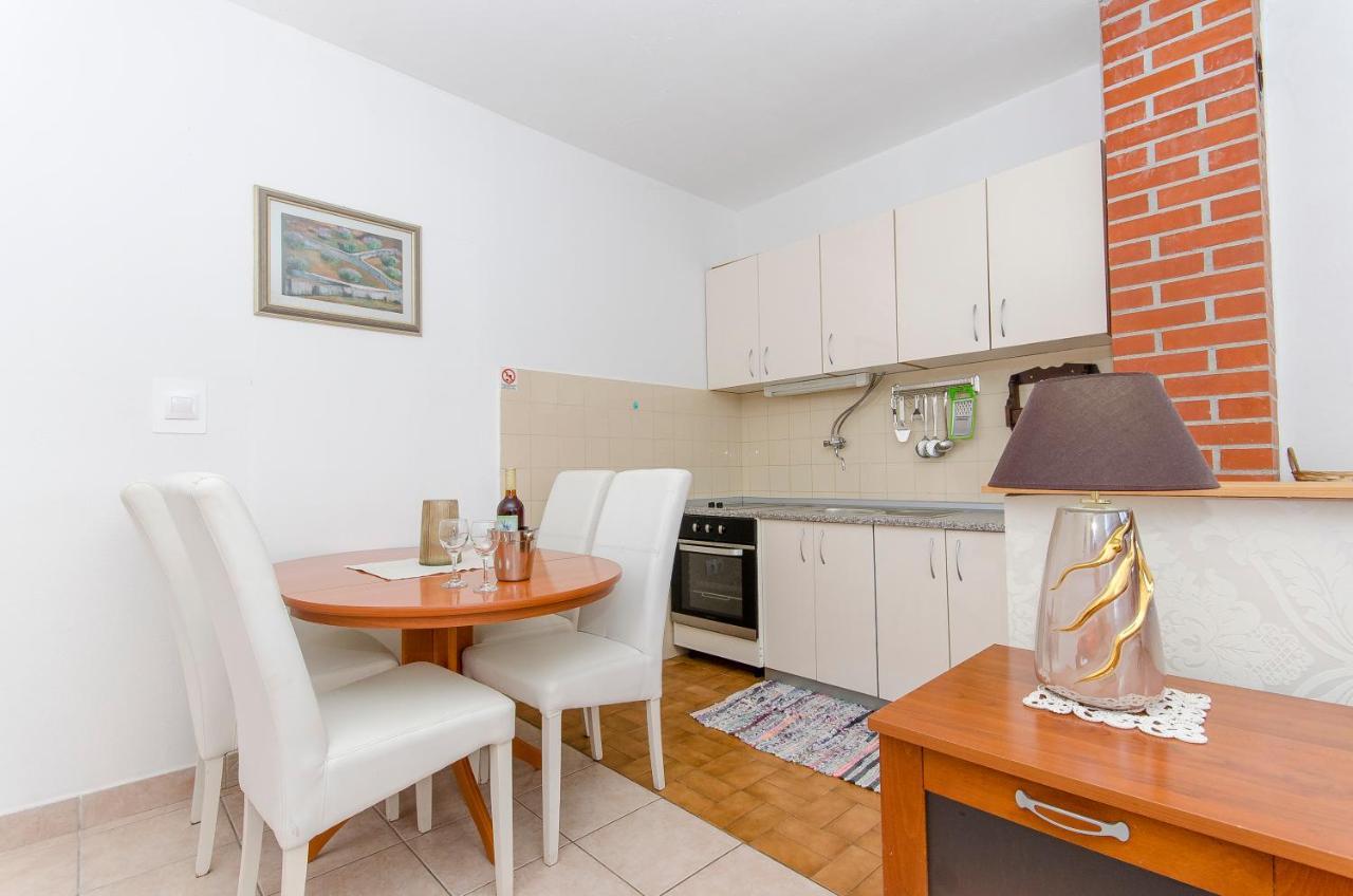 Apartments Derado Supetar Dış mekan fotoğraf
