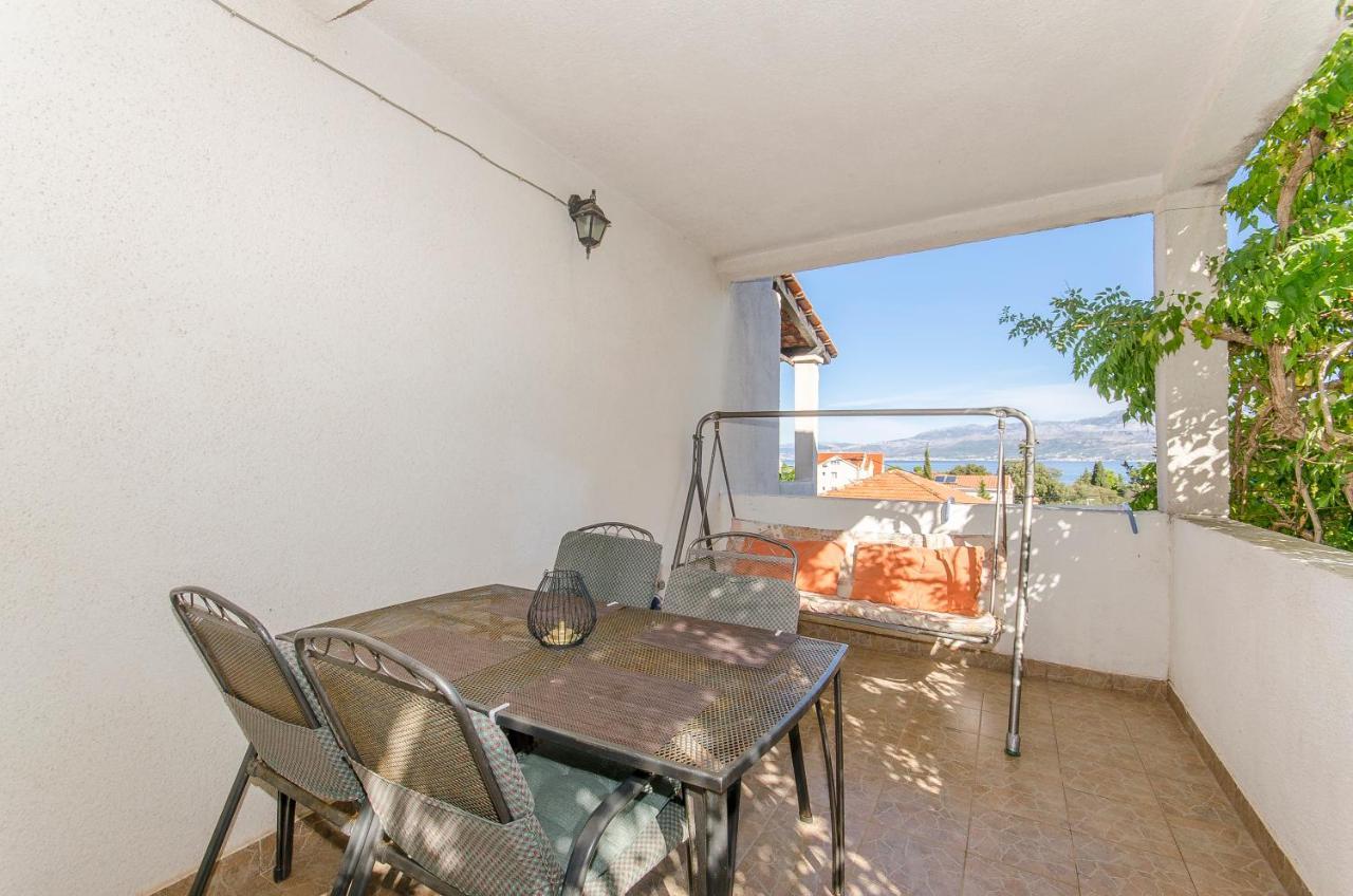 Apartments Derado Supetar Dış mekan fotoğraf