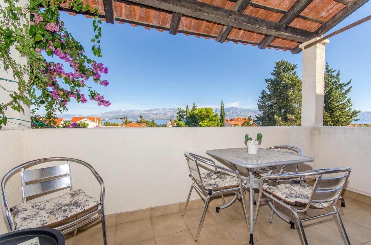 Apartments Derado Supetar Dış mekan fotoğraf