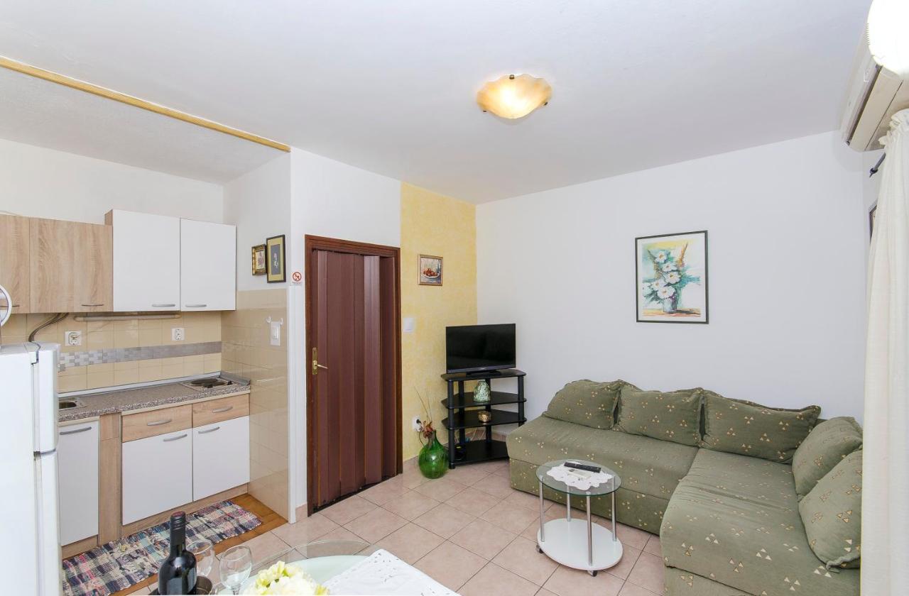 Apartments Derado Supetar Dış mekan fotoğraf