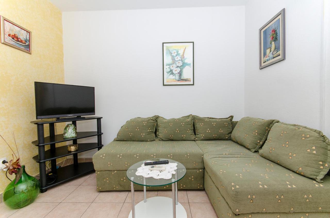 Apartments Derado Supetar Dış mekan fotoğraf